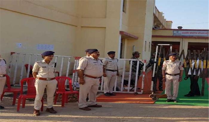 मप्र उपचुनाव: 10वें दौर की मतगणना में दोनों सीटों पर कांग्रेस आगे