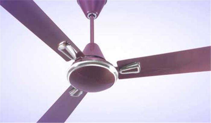 शिवपुरी:  सरकारी अस्पताल के स्टोर रुम से 100 पंखे चोरी