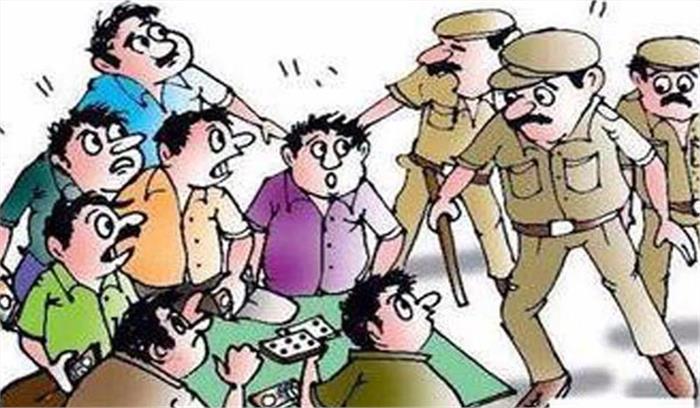 मध्यप्रदेश : 15 लोग जुआ खेलते हुए गिरफ्तार