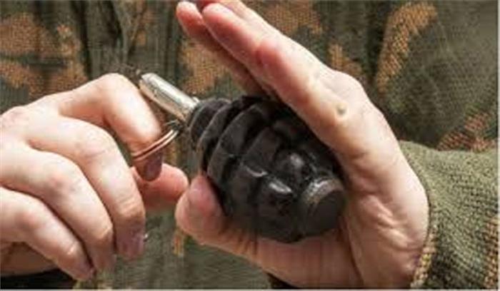 हैंड ग्रेनेड फूटने से एक आदिवासी बालक की मृत्यु और एक युवक गम्भीर घायल