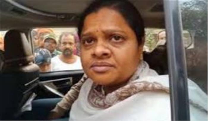 मध्य प्रदेश विधानसभा उपाध्यक्ष हिना कांवरे के वाहन को ट्रक ने मारी टक्कर​​​​​​​, 4 की मौत