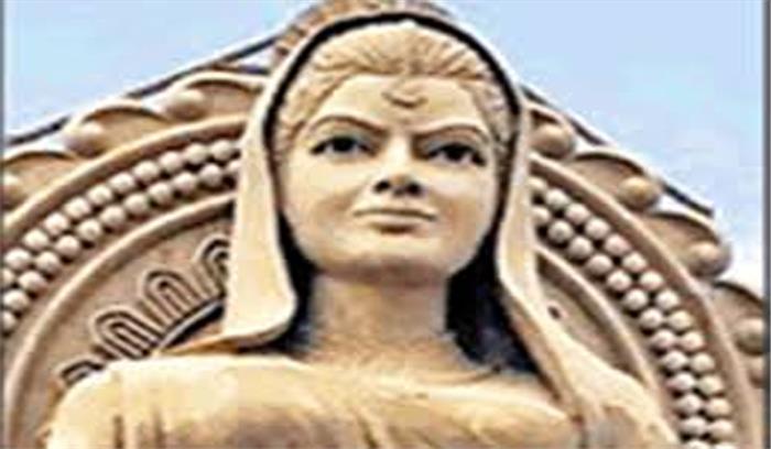 रानी कमलापति की प्रतिमा का अनावरण