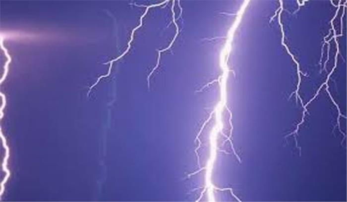 सतना में बिजली गिरने से महिला की मौत