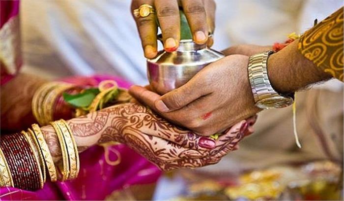 मध्यप्रदेश: बेटी की शादी के दिन पिता की मौत, गांववालों ने निभाया पिता का फर्ज