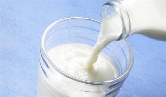  मध्यप्रदेश में सिंथेटिक दूध बनाने वाली एक बड़ी डेयरी पर छापा