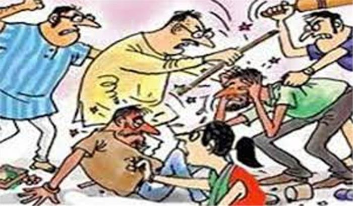 मंदिर की जमीन के विवाद में पुजारी की मौत और उसकी पत्नी गंभीर घायल मंदिर की जमीन के विवाद में पुजारी की मौत और उसकी पत्नी गंभीर घायल