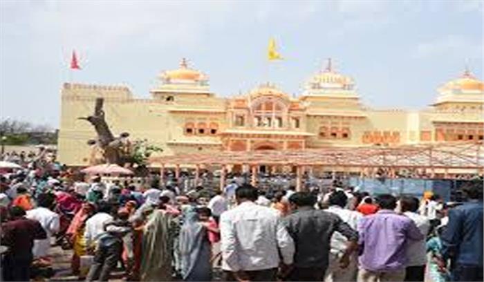 नमस्ते ओरछा महोत्सव में दूसरे दिन विभिन्न गतिविधिया आयोजित नमस्ते ओरछा महोत्सव में दूसरे दिन विभिन्न गतिविधिया आयोजित