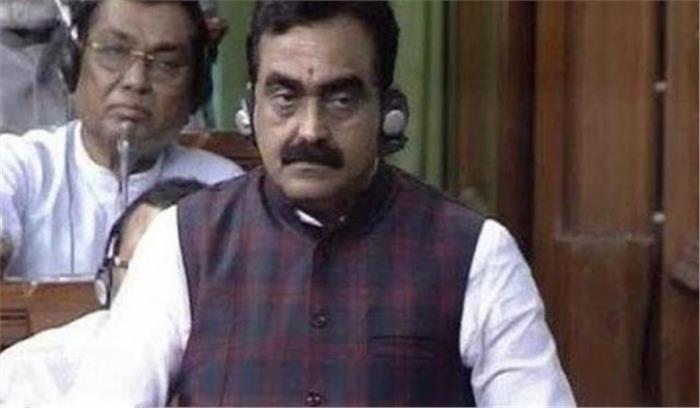 पार्टी में सब कुछ नियंत्रण में : राकेश सिंह