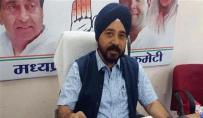 भाजपा का महिला अधिकारी के खिलाफ रिपोर्ट लिखाना निंदनीय: सलूजा