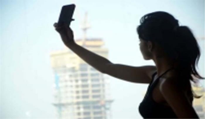 छिंदवाड़ा में दो लड़कियों पर भारी पड़ा सेल्फी का शौक