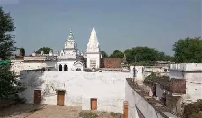 शिवपुरी जिले के जैन मंदिर से मूर्तियां चोरी शिवपुरी जिले के जैन मंदिर से मूर्तियां चोरी