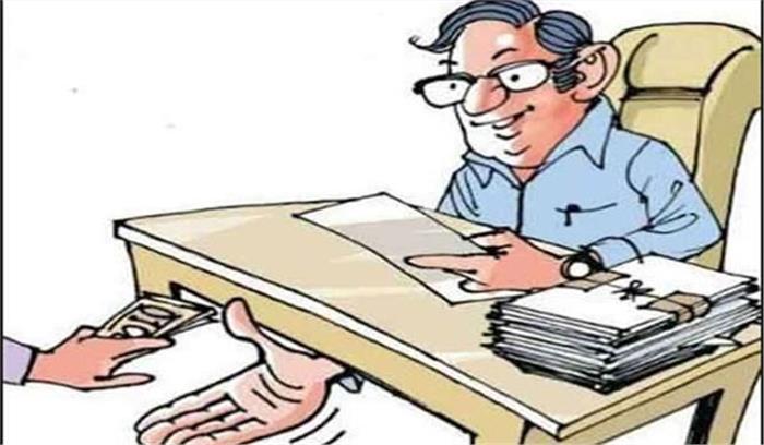 सीधी जिले में महिला बाल विकास का स्टेनो बीस हजार रुपए की रिश्वत लेते गिरफ्तार