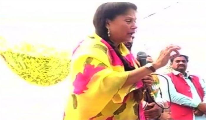 निर्वाचन आयोग ने आदर्श आचार संहिता उल्लंघन मामले में यशोधराराजे सिंधिया को दिया नोटिस