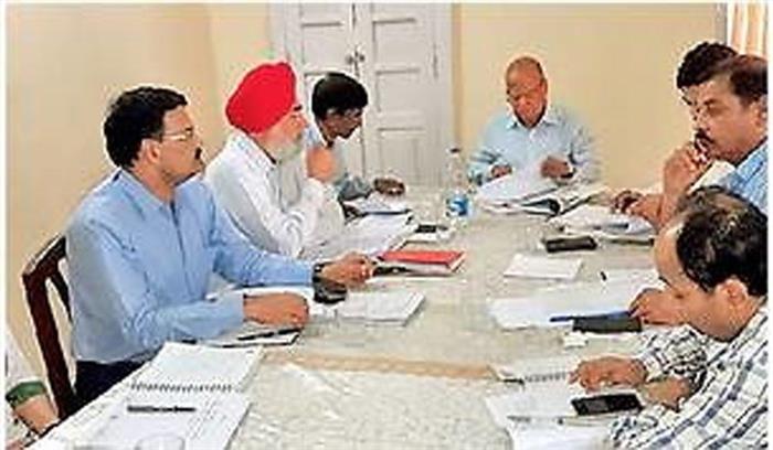 मतदाता सूची के पुनरीक्षण का कार्य समय सीमा में करने निर्देश