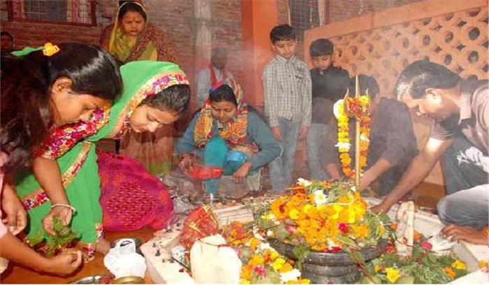 पूरे देश में महाशिवरात्रि का पर्व मनाया गया