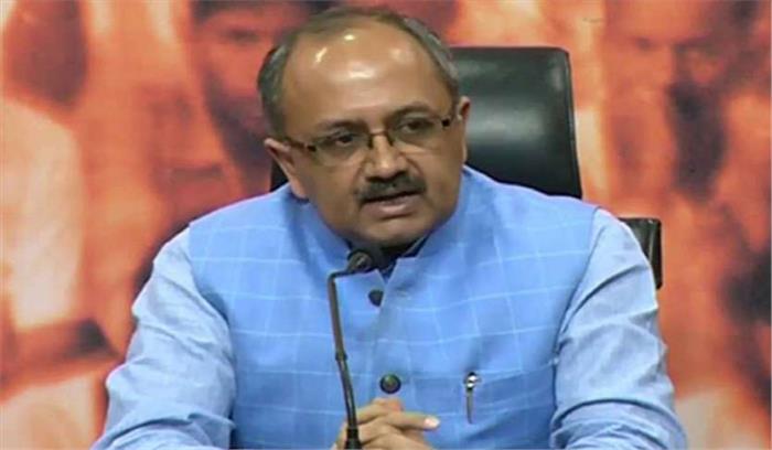 महंत नरेन्द्र गिरि के निधन पर राजनीति करने से बाज आएं अखिलेश: सिद्धार्थनाथ