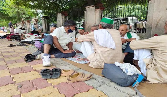 महापंचायत में होगा किसानों का शक्ति प्रदर्शन, कृषि कानून के खिलाफ हल्ला बोल की तैयारी महापंचायत में होगा किसानों का शक्ति प्रदर्शन, कृषि कानून के खिलाफ हल्ला बोल की तैयारी