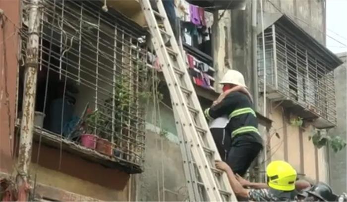 महाराष्ट्र में इमारत का स्लैब गिरने से 4 की मौत, 7 घायल