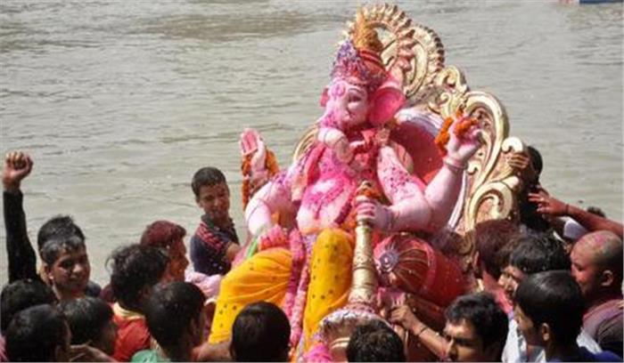 महाराष्ट्र में गणेश मूर्ति विसर्जन के दौरान 18 लोग डूबे