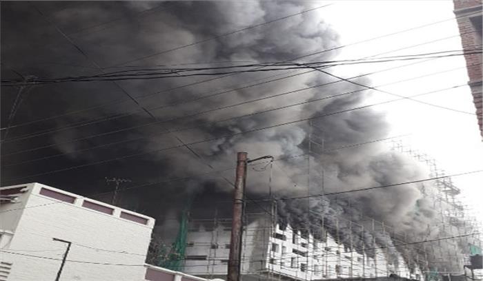 महाराष्ट्र: नागपुर के निर्माणाधीन अस्पताल में लगी आग महाराष्ट्र: नागपुर के निर्माणाधीन अस्पताल में लगी आग