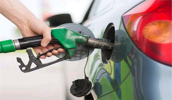 महाराष्ट्र, गुजरात, हिमाचल में पेट्रोल-डीजल पर वैट घटा महाराष्ट्र, गुजरात, हिमाचल में पेट्रोल-डीजल पर वैट घटा