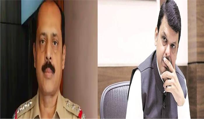 एंटीलिया केस: कांग्रेस ने देवेंद्र फडणवीस से पुलिस को कॉल डिटेल रिकॉर्ड सौंपने का आह्वान किया