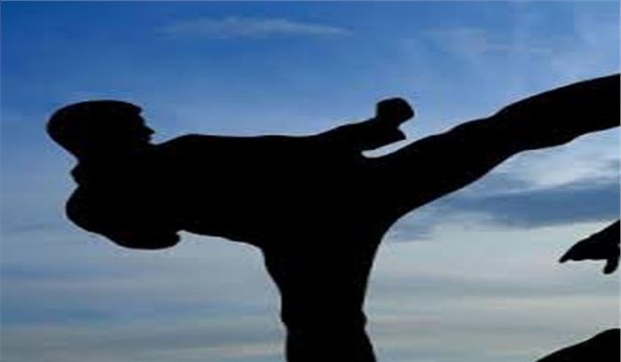 कराटे चैंपियनशिप में क्षेत्रीय खिलाड़ियों का शानदार प्रदर्शन