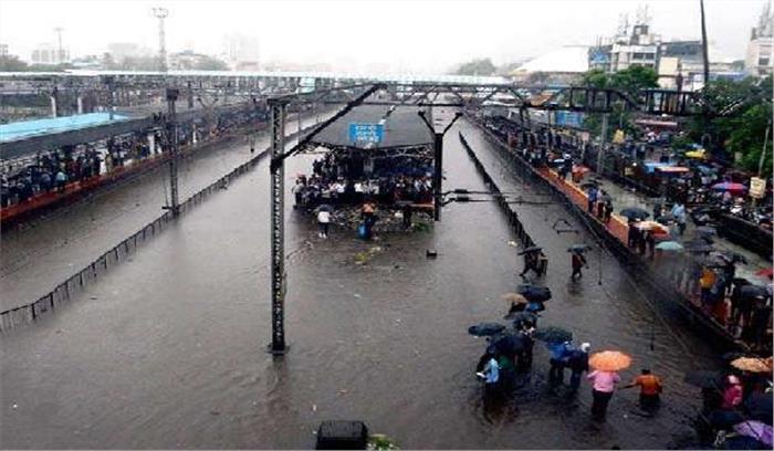  मुबंई: भारी बारिश के मद्देनजर उत्तर रेलवे ने 16 ट्रेनों को रद्द किया