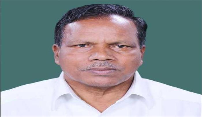 वांगा ने कार्यकर्ताओं से कड़ी मेहनत करने का आह्वान किया