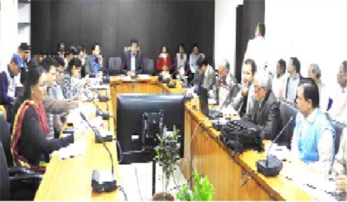 कलेक्टर ने ली समय-सीमा की बैठक