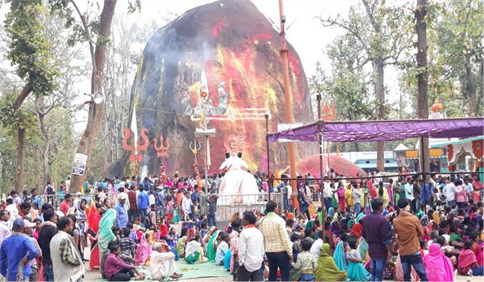 भूतेश्वरधाम में लगा विशाल मेला