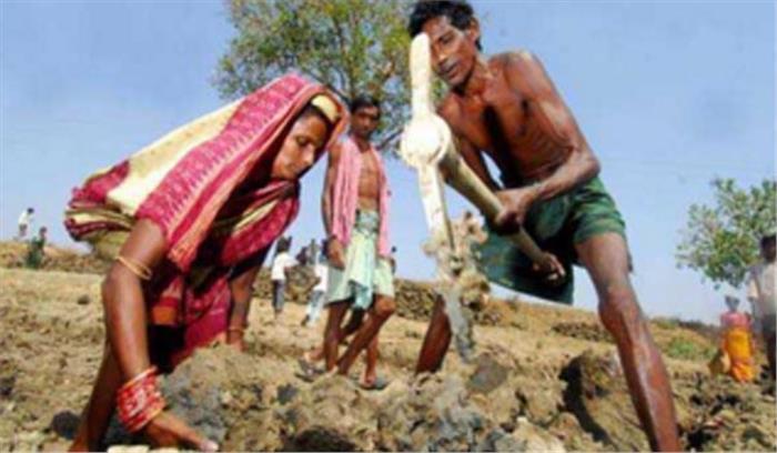 साढ़े चार करोड़ लोगों को मिला मनरेगा के तहत रोजगार