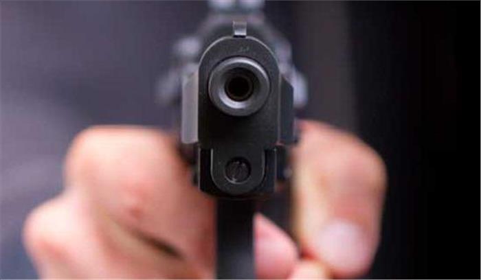 मैनपुरी:  मामूली विवाद पर महिला की गोली मारकर हत्या, 3 घायल