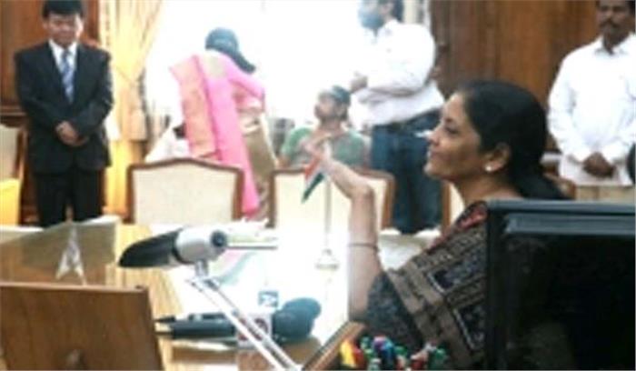 मेक इन इंडिया व सेना की तैयारी मेरी प्राथमिकता : सीतारमण​​​​​​​