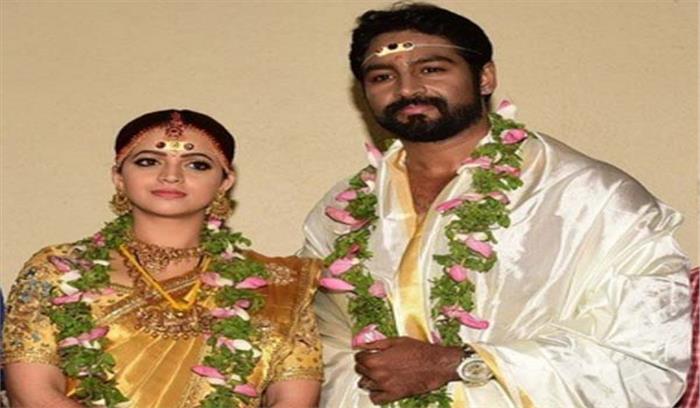 अभिनेत्री भावना फिल्म निर्माता नवीन संग रचाई शादी​​​​​​​