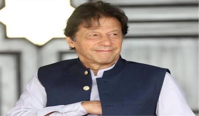 इमरान को मलेशिया के प्रधानमंत्री ने तोहफे में कार दी
