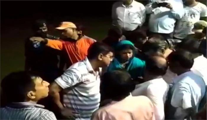 मालदा : 50 लोगों से भरी नाव महानंदा नदी में पलटी, अब तक 2 शव बरामद