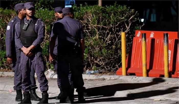 गिरफ्तार भारतीय और ब्रिटिश पत्रकार को स्वदेश भेजेगा मालदीव