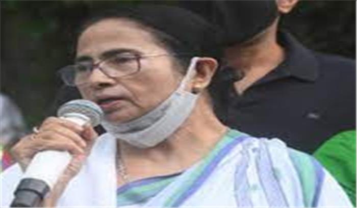 ममता ने आडवाणी को लेकर भाजपा पर निशाना साधा