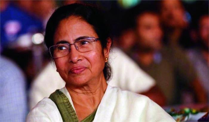 ममता बनर्जी ने पीएम मोदी को दी जन्मदिन पर बधाई