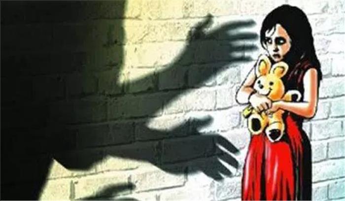 मामा ने की भांजी से छेड़छाड़, गिरफ्तार