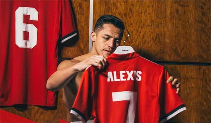 सांचेज की मैनचेस्टर युनाइटेड शर्ट की हुई रिकॉर्ड बिक्री