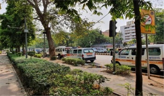 मंदसौर में मरीजों को मिल रही निशुल्क एंबुलेंस सेवा मंदसौर में मरीजों को मिल रही निशुल्क एंबुलेंस सेवा