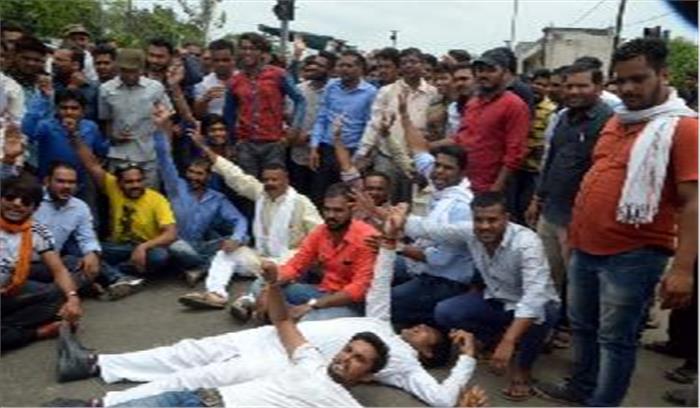 मंदसौर से किसान नेताओं की गिरफ्तारी की आलोचना