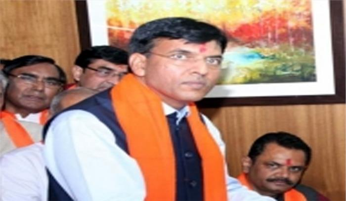 मंडाविया : गांधी के मूल्यों पर पदयात्रा करने वाला मोदी का योद्धा