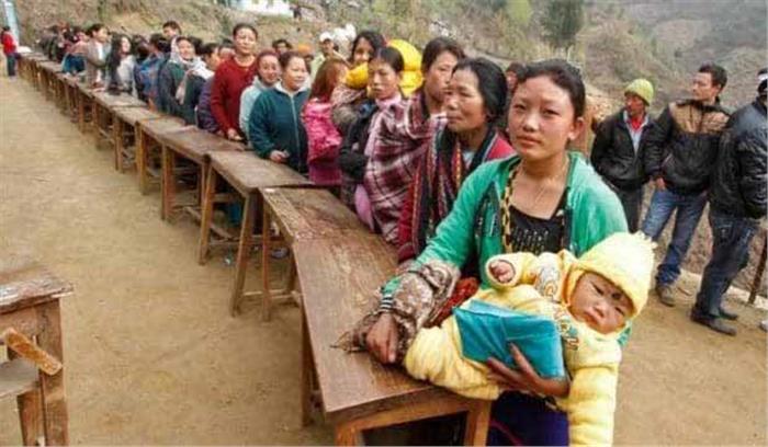 मणिपुर सीट पर नौ बजे तक 15 प्रतिशत मतदान