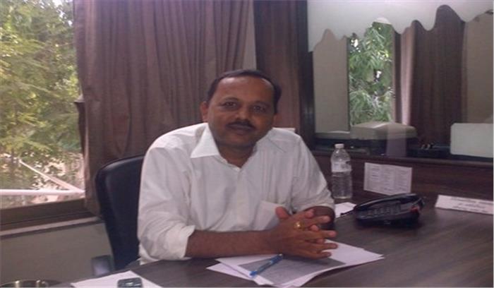 मनीष दोषी ने अमित शाह से किसानों के आय पर पूछा सवाल मनीष दोषी ने अमित शाह से किसानों के आय पर पूछा सवाल