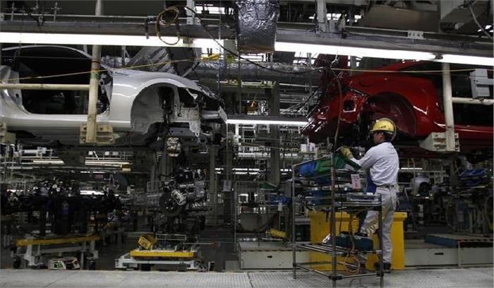 अगस्त में होंगे विनिर्माण क्षेत्र में सुधार