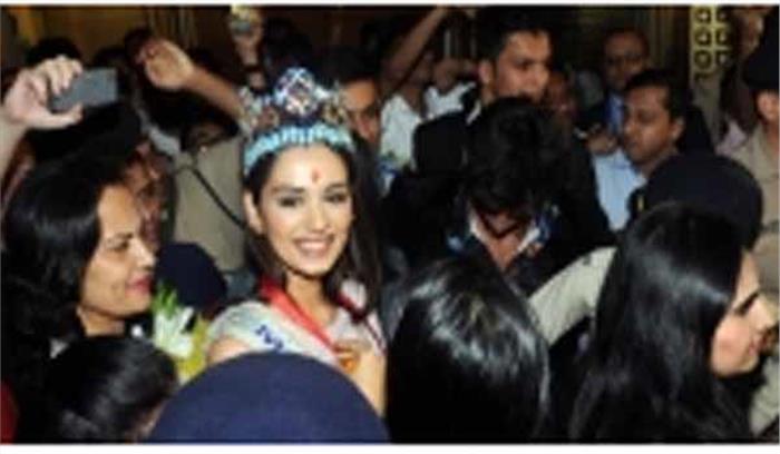 मानुषी छिल्लर का स्वदेश वापसी पर गर्मजोशी से स्वागत मानुषी छिल्लर का स्वदेश वापसी पर गर्मजोशी से स्वागत