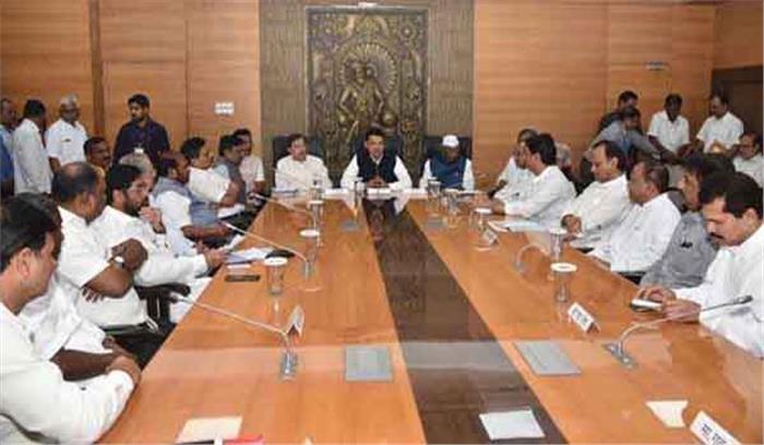 मराठा आरक्षण मसला सुलझाने के लिए विशेष सत्र : फडनवीस